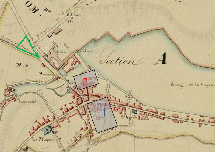 Plan cadastral de La Clayette en 1826. En rouge, emplacement des anciennes halles médiévales. En bleu, emplacement de la place du marché aux comestibles, aménagée à la fin du XIXe siècle. En vert, emplacement du champ de foire. - © Arch. dép. 71